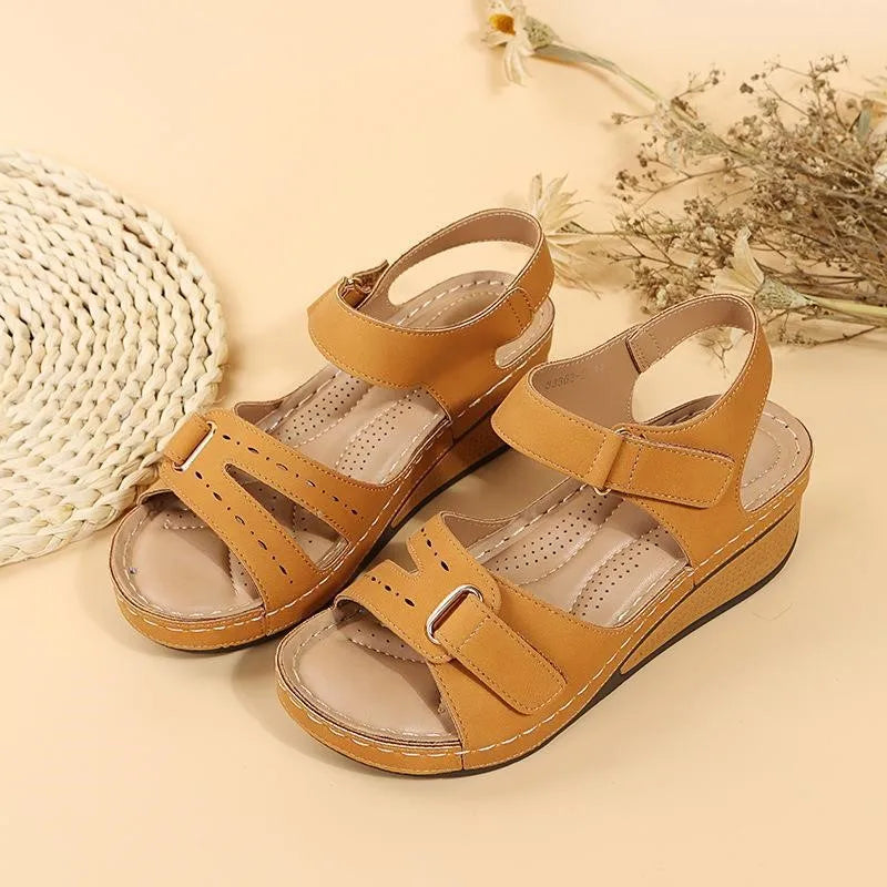 Women Soft Stitching Ladies Sandals, Comfortable Flat Open Toe Beach Shoes