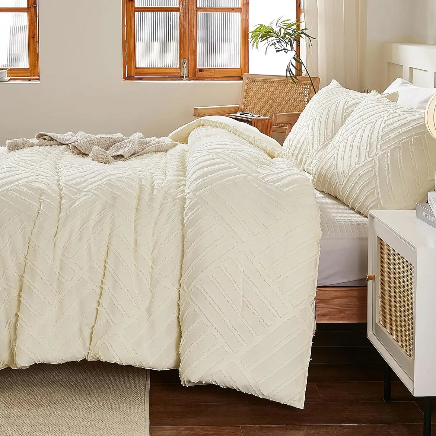King Size, Cream 3 Piece Soft Farmhouse Comforter Set