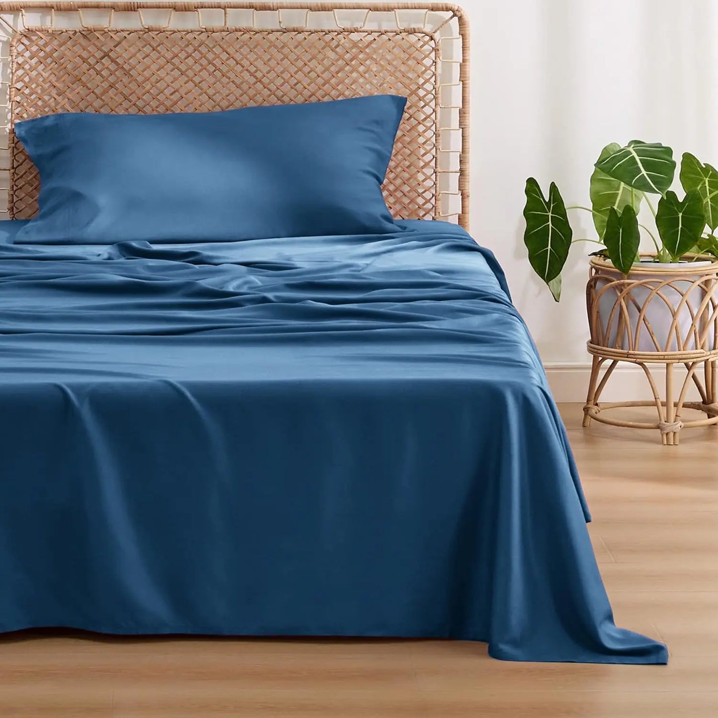 Bamboo, Deep Pocket Up to 16", Breathable & Soft, Hotel Luxury Silky Bedding Sheet