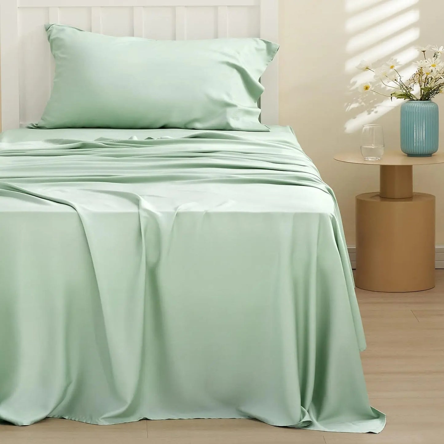 Bamboo, Deep Pocket Up to 16", Breathable & Soft, Hotel Luxury Silky Bedding Sheet
