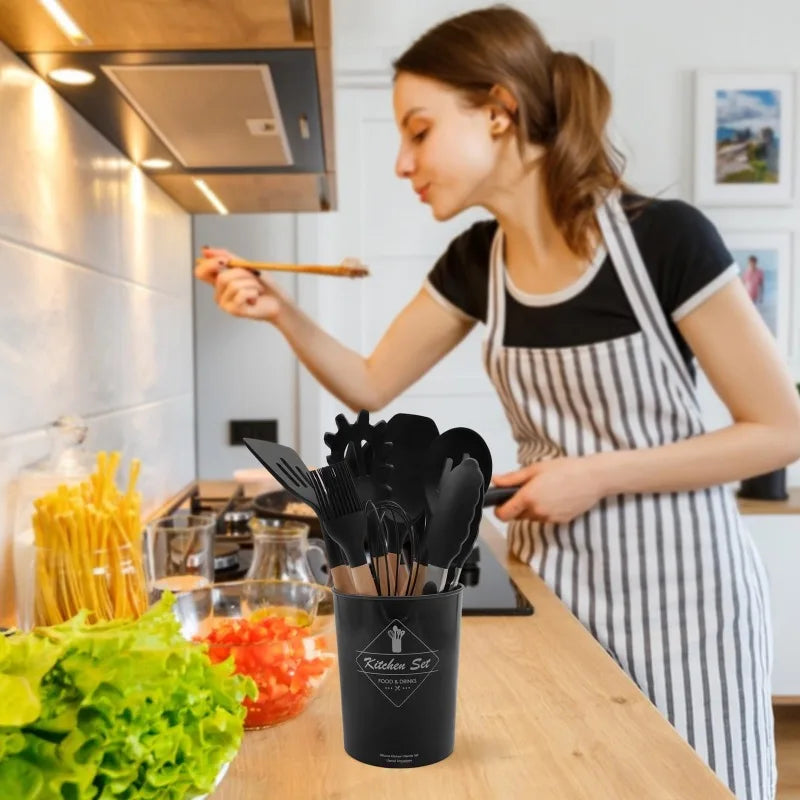 12 Silicone Kitchen Utensils With Solid Wood Handles and a Holder Bucket