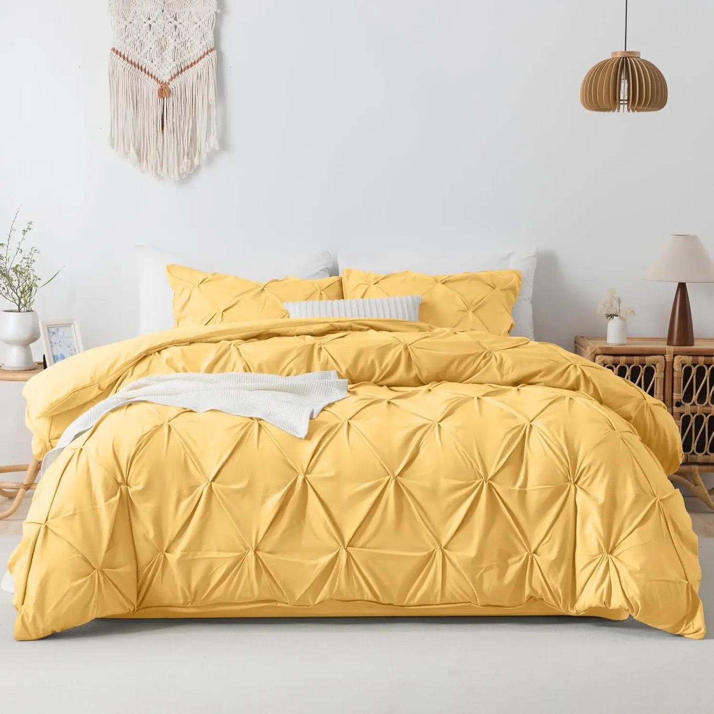 White King Pinch Pleat Cover, 3 Pieces Soft Cover Bedding Set with Zipper Closure & Corner Ties