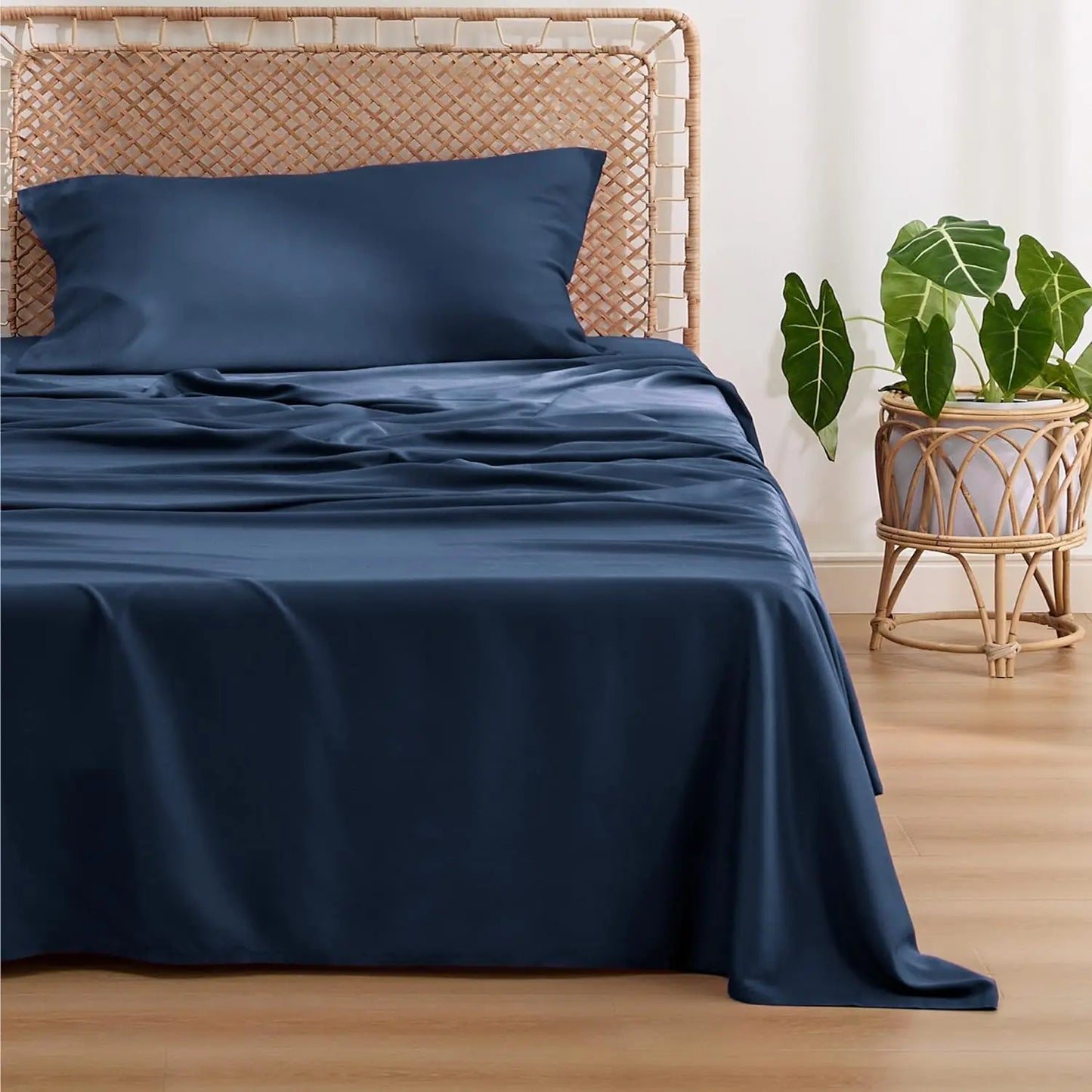 Bamboo, Deep Pocket Up to 16", Breathable & Soft, Hotel Luxury Silky Bedding Sheet