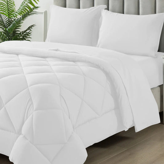 7 Pieces Reversible Bed in a Bag  Set with Soft Quilted Lightweight Comforter